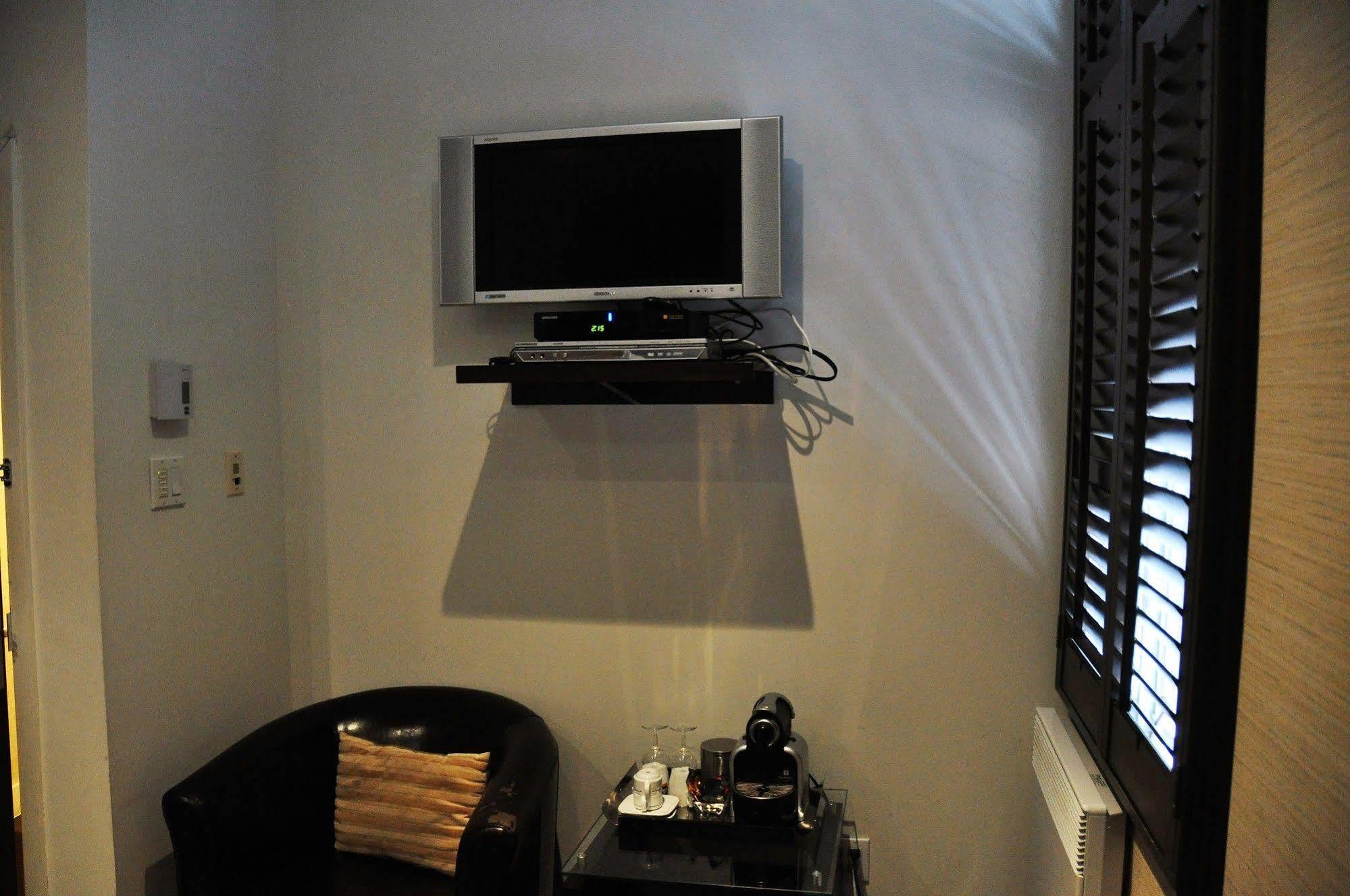 1595 Saint-Denis Hotell Montréal Eksteriør bilde